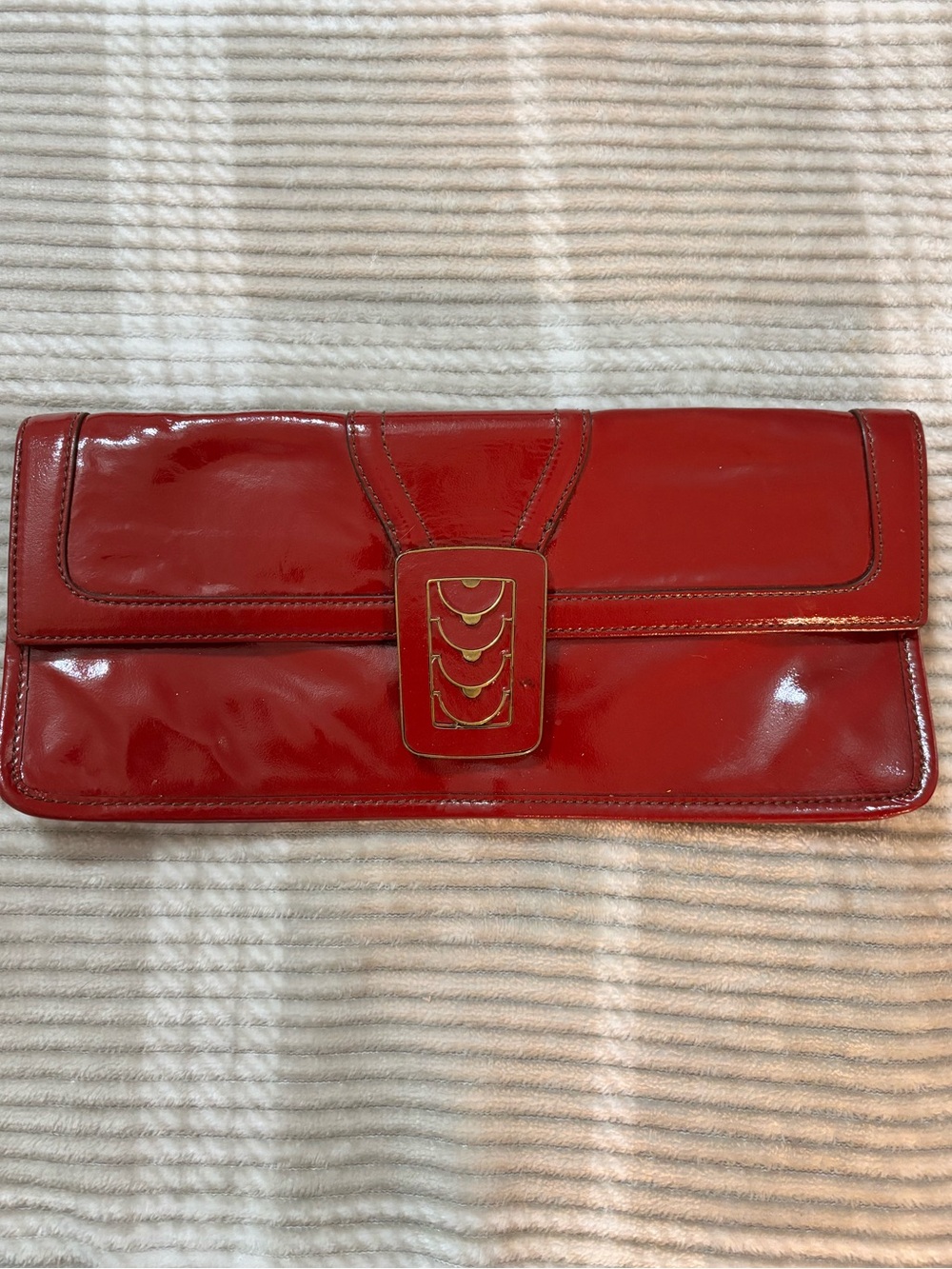 Cole Haan Vintage Red Patent Leather clutch w/ gold tone Buckle Handbag Clutch